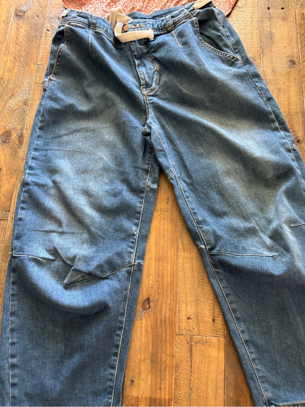 Pilcro Medium Blue Barrel Crop Jeans and Tie Top - Picture 2 of 7